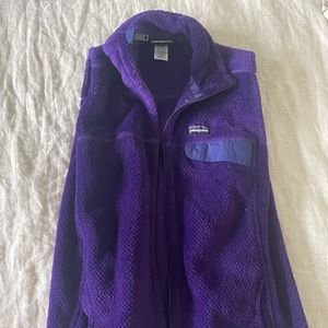 Women’s Patagonia purple fleece vest